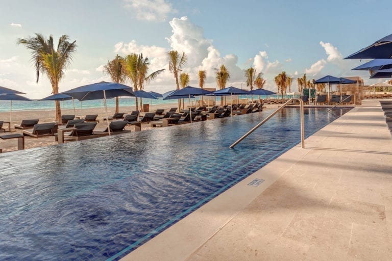 royalton suites cancun piscinas infinity instalacion
