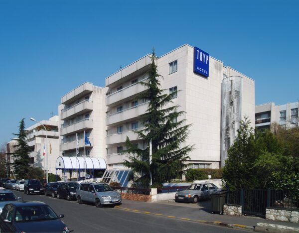 Fachada del Hotel Tryp París Boulogne - Ejecución integral de las instalaciones
